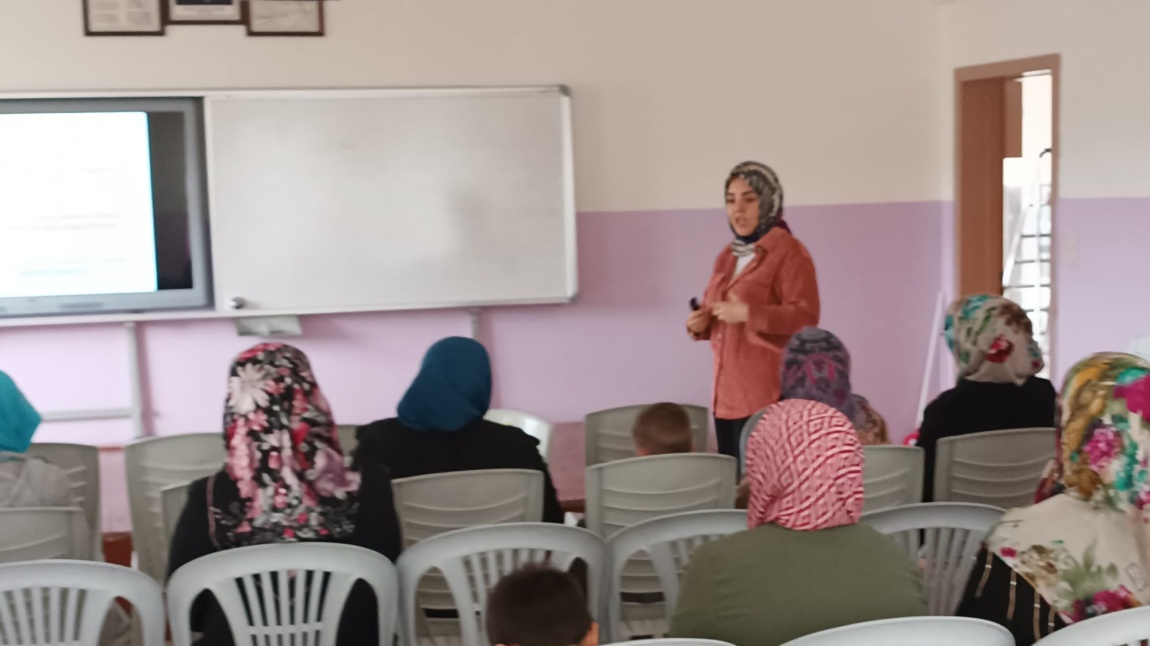 Çocuklarla İletişim Teknolojileri Semineri